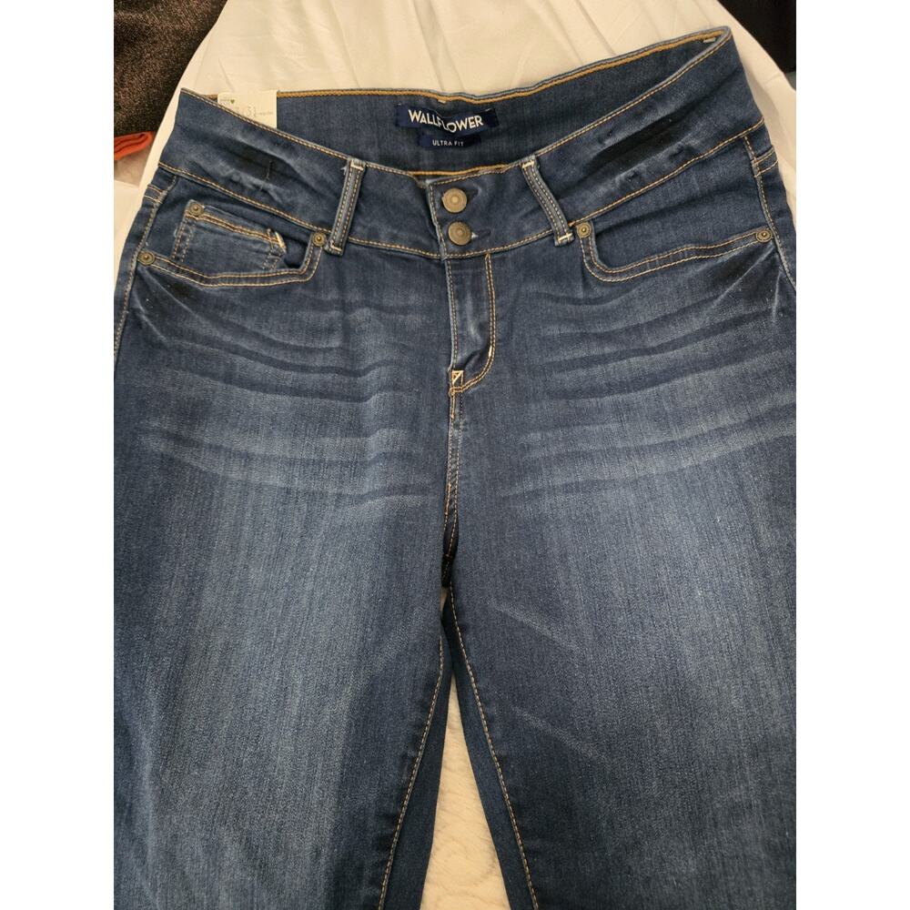 NWT Wallflower Jeans 13/31